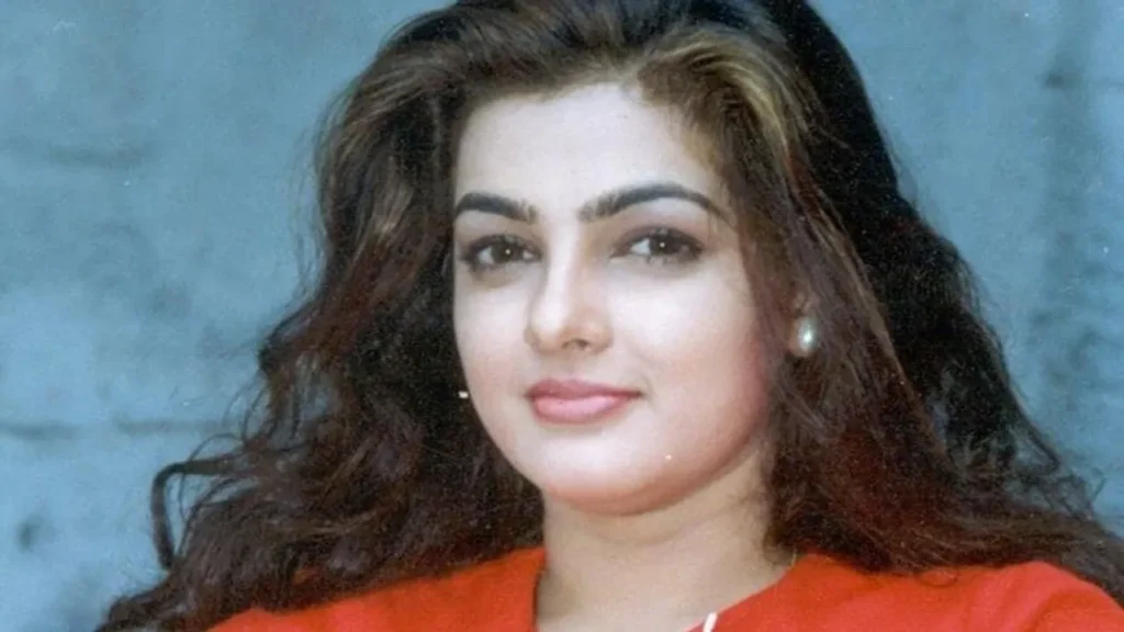 mamata kulukin Mahamandaleshwar became a famous Bollywood actress.